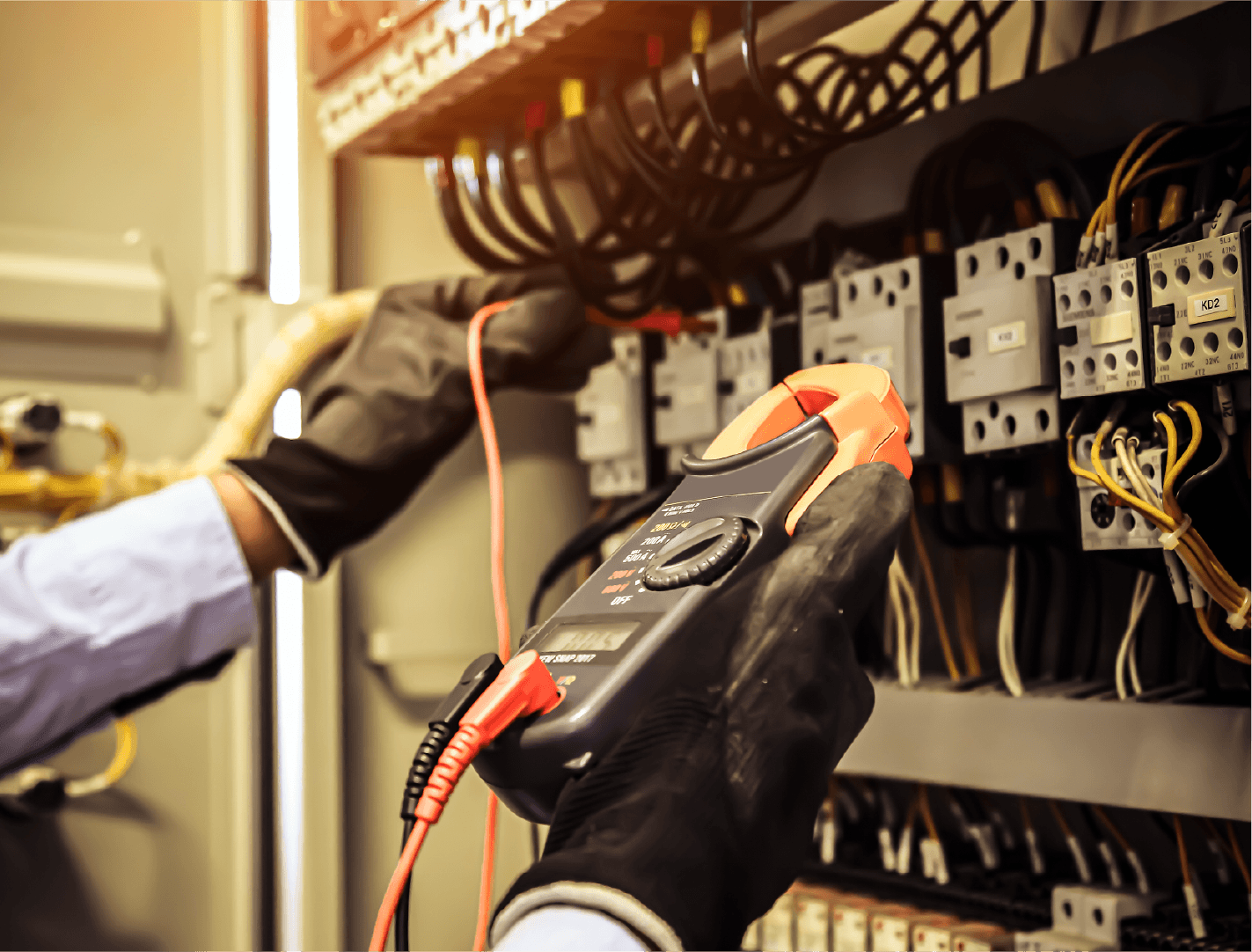 Kinh doanh thiết bị cơ khí, thiết bị điện